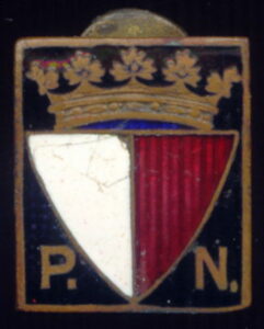 vintage enamelled pn maduma emblem badge